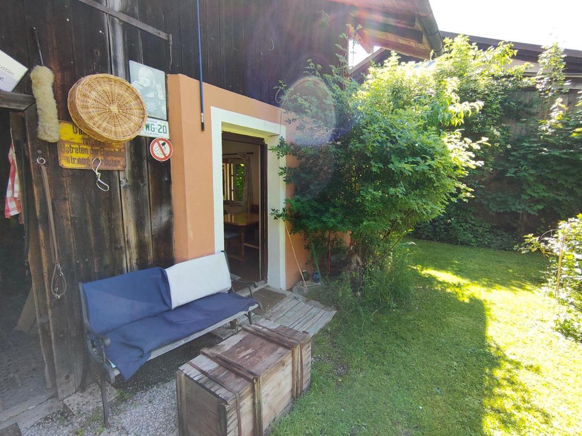 Gemuetliche Ferienwohnung Mit Kamin Und Garten Garmisch-Partenkirchen Exteriör bild